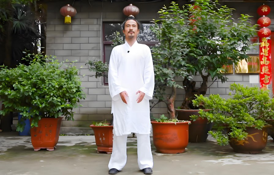 武当袁师懋道长,传统八段锦养生功法详细教学-橘子资源网